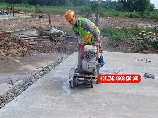 Cung cấp dịch vụ phá dỡ bê tông chuyên nghiệp, an toàn, đặc biệt cho các công trình cũ, cải tạo.